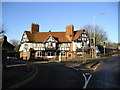 TQ0693 : The White Bear Pub, Batchworth, Rickmansworth by canalandriversidepubs co uk
