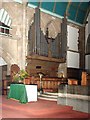 St Peter, Mount Park Road, Ealing - Organ