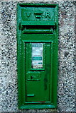 G7583 : Victoria Regina post box: Tullinteane by louise price