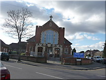 SZ0894 : Bournemouth : Winton - Victoria Park Methodist Church by Lewis Clarke