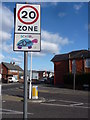 Bournemouth : Speed Sign & Road Junction