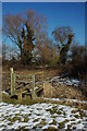 Footbridge near Wickhamford