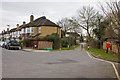 Hale Grove Gardens and Footpath