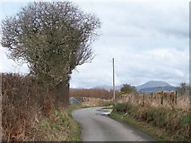SH4442 : Minor road junction west of Ynys Creua by Eric Jones