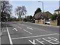 Sheen Road: Manor Road traffic lights