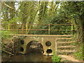 Footbridge near Honey Hill