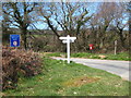 Finger post on the crossroads between St Lawrence and Bodwannick