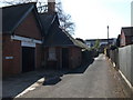 Driveway to the side of Wilton House, Southbank Road, Kenilworth