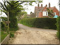 Footpath and bridleway junction on Shernden Lane