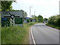 Roadsigns approaching Bishopton Island on A3400