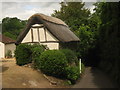 Thatched garage on Bullingstone Lane