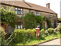 Holwell: Barnes Cross Cottage