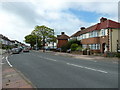 Approaching the junction of Ham Road and Mansfield Road