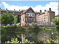 Upper Clapton: Riverside residences