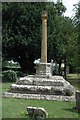 Cross in Hampton Churchyard