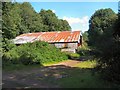 Farm shed on the way to Glenley