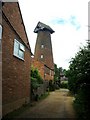 Mill Lane leading to Harbury Mill