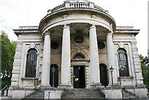 TQ3777 : St Paul, Deptford High Street, London SE8 - Entrance by John Salmon