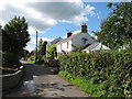 Cottages in Clawdd-coch