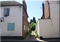 Narrow alley off High St, Newington