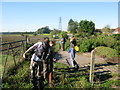 Footpath running parallel to Felderland Lane