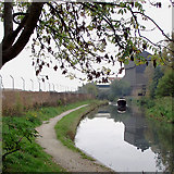 SO9396 : Birmingham Main Line Canal near Priestfield, Wolverhampton by Roger  D Kidd