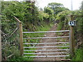 Llwybr Llety Mawr Footpath, Tumble