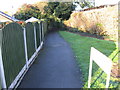 Footpath to Glendale Close