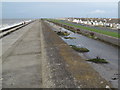 Sea wall and promenade, Larkholme