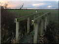 Footbridge near Willow Farm