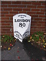 TM2953 : Milepost on B1438 Yarmouth Road by Geographer