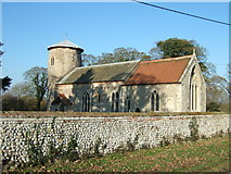 TF8829 : St Nicholas' church, Shereford, Norfolk by Richard Humphrey
