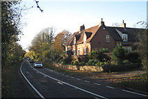 SP1865 : Glenhurst Farm by A4189 Henley Road by Robin Stott