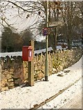 SX8767 : Postbox, Kingskerswell by Derek Harper