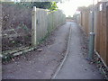 Footpath between Brent Way and Gordon Road, Finchley