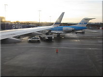 NT1473 : KLM at Gate 1 by M J Richardson
