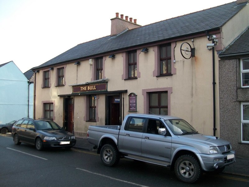 Y Bwl - The Bull Inn, Deiniolen © Eric Jones :: Geograph Britain and ...