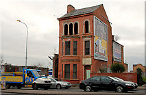 J3375 : Derelict building, Belfast by Albert Bridge