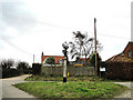 Eastbridge village sign