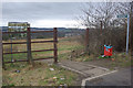 Footpath to Mucklow Hill