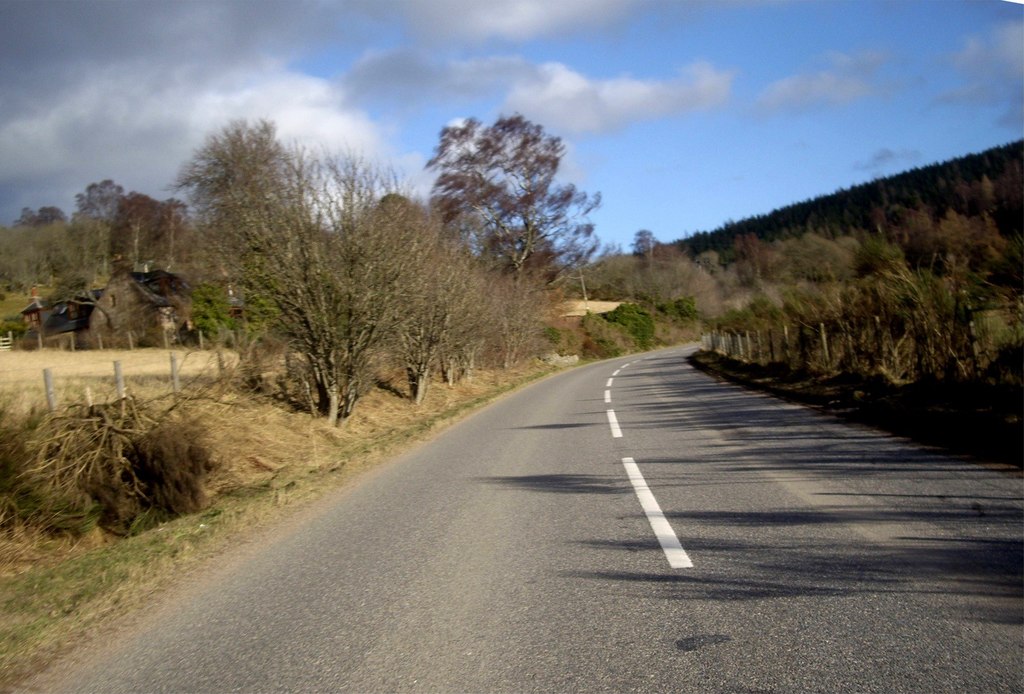 Approach Towards Slack © Stanley Howe :: Geograph Britain And Ireland