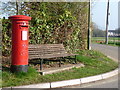 Ringwood: postbox № BH24 63, Bickerley Road