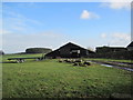 NZ0776 : Barn near Bygate by Les Hull