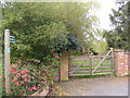 Footpath to the Bridleway to Easton Road