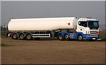 J3778 : Fuel tanker lorry, Belfast by Rossographer