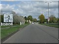 A44 approaching Begbroke roundabout