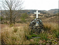 NM8082 : Cairn erected in memory of Ronald Macleod by Dave Fergusson