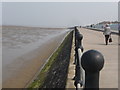 Hoylake: along the seafront towards Meols