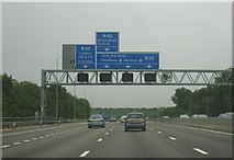 TQ0186 : Approaching junction 16 - M25 by Mr Ignavy