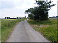Country Road near Broadway Farm & footpath